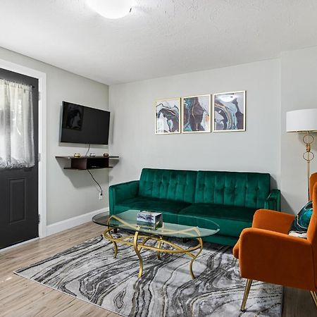One Bedroom Apartment Moncton North ! Exterior foto