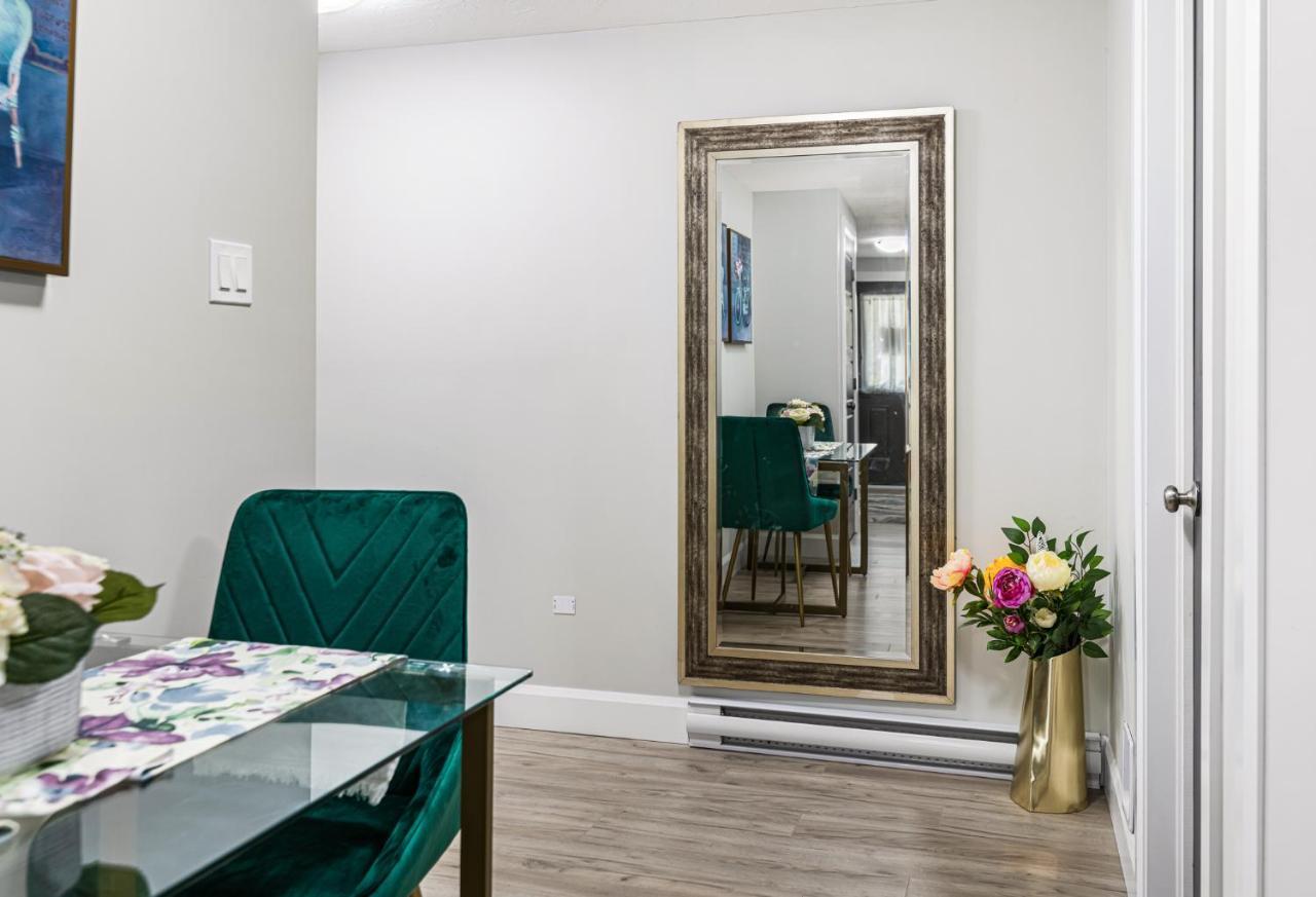 One Bedroom Apartment Moncton North ! Exterior foto